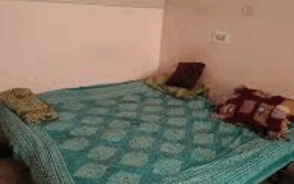 1 BHK Flat Available for Rent