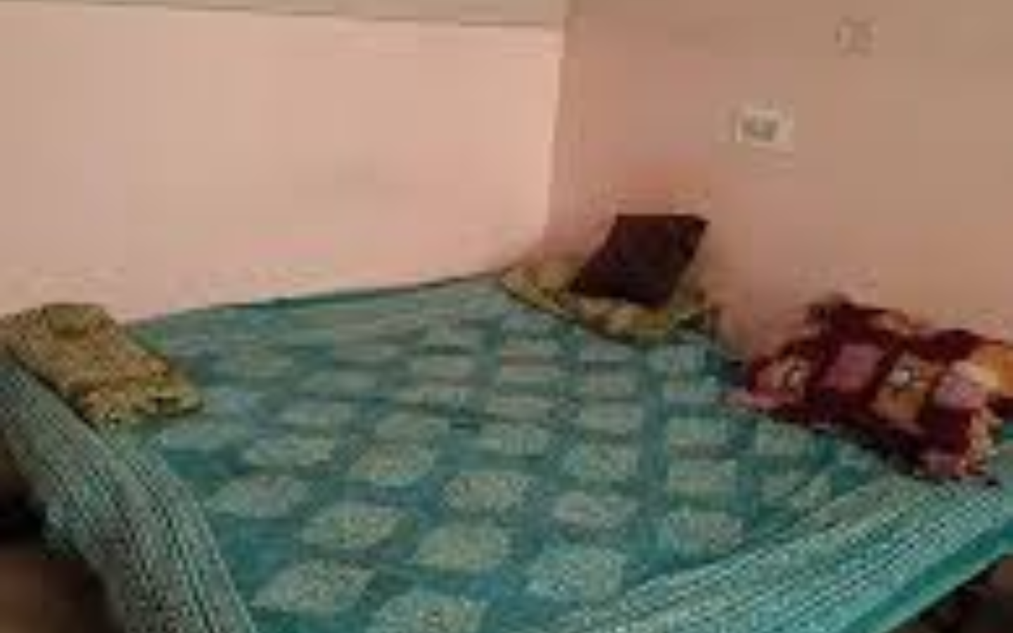 1 BHK Flat Available for Rent